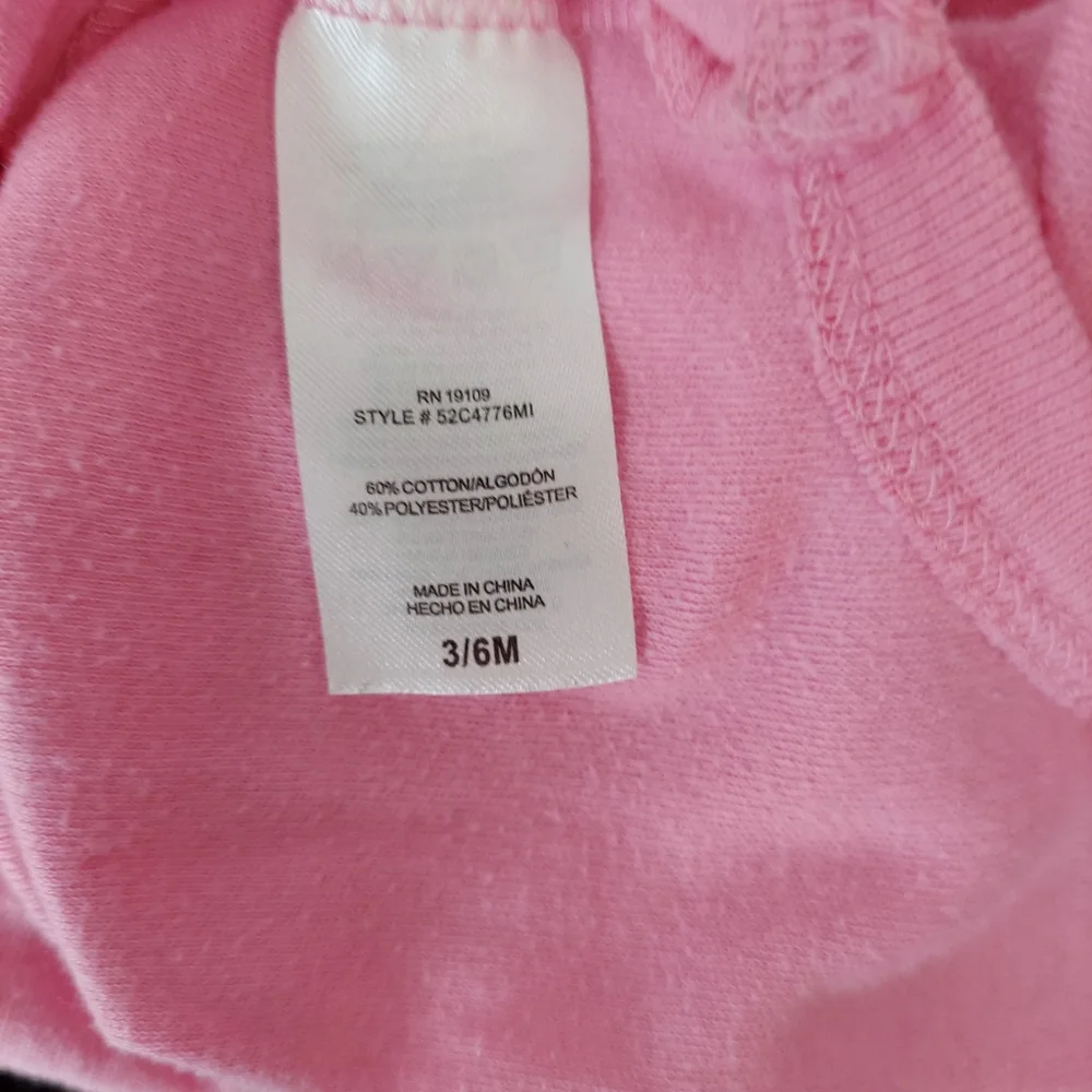 🎁10/$25 Minnie Mouse pink onesie, 3-6 months